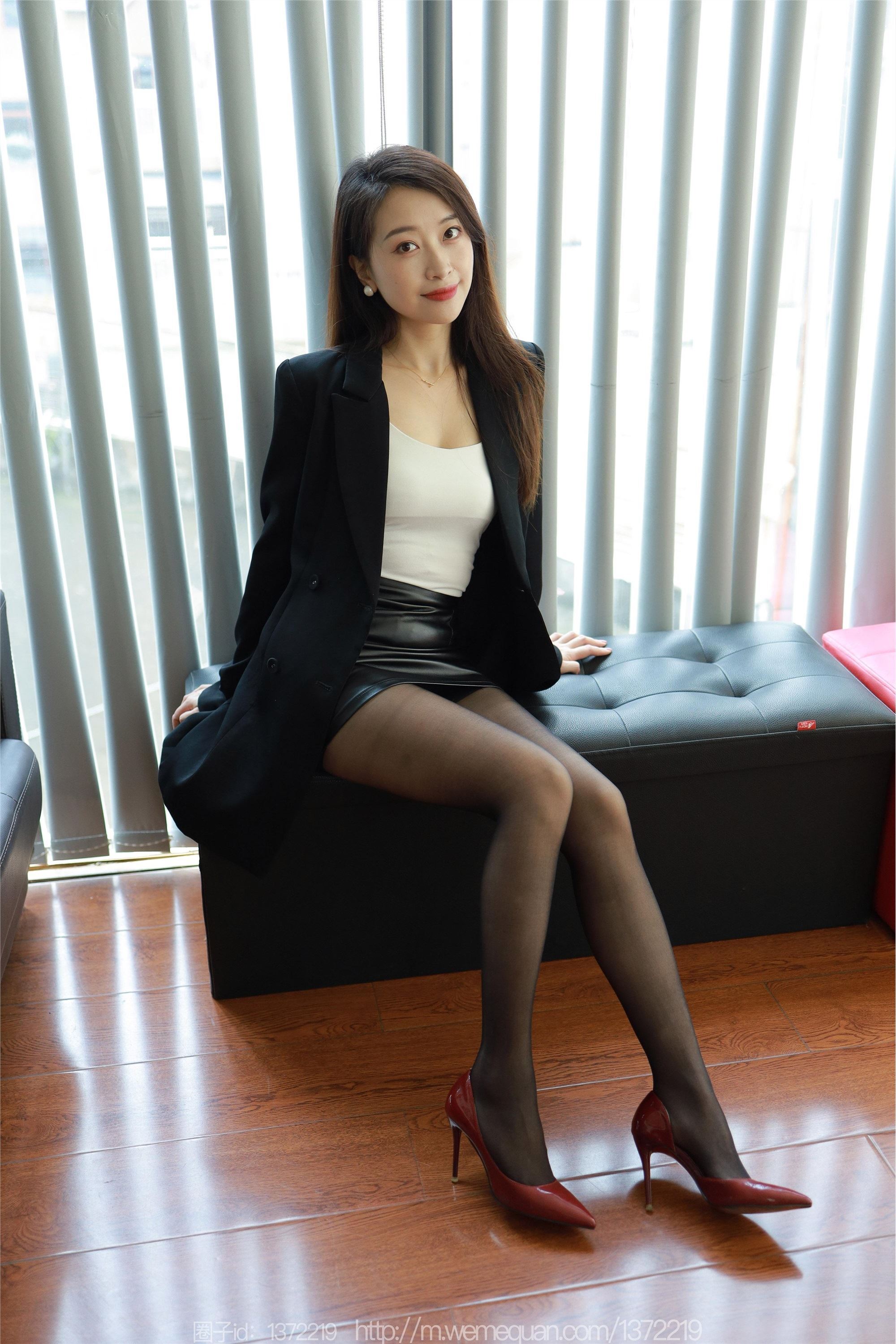 IESS异思趣向  2023.08.09 丝享家 1502 小婕《风一样的女人》